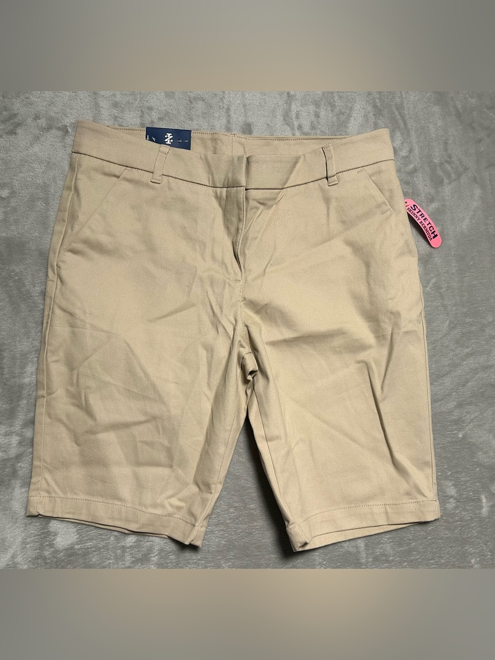 Izod School Uniform Stretch Skinny Bermuda Shorts Girls 11 Khaki